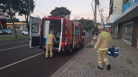 Ciclista Fica Ferido Ao Atingir Porta De Ve Culo Na Avenida Brasil