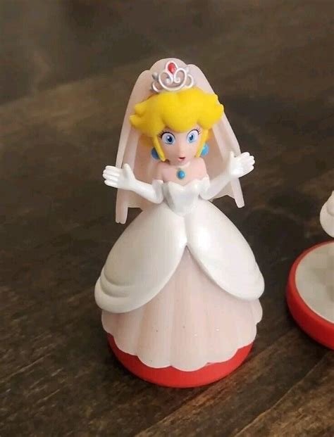 Nintendo Amiibo Super Mario Odyssey Wedding Mario Peach Bowser Set Of 3