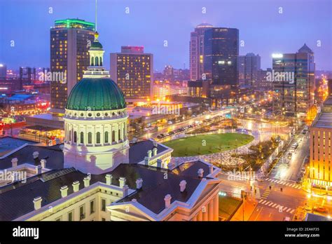 St. Louis downtown skyline at twilight Stock Photo - Alamy