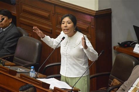 Betssy Chávez Irá A Prisión Preventiva Por 18 Meses