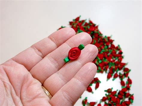 Red Roses Red Flower Appliques Offray Small Ribbon Rose Etsy