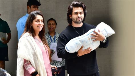 Dipika Kakar and Shoaib Ibrahim make first appearance with baby as they ...