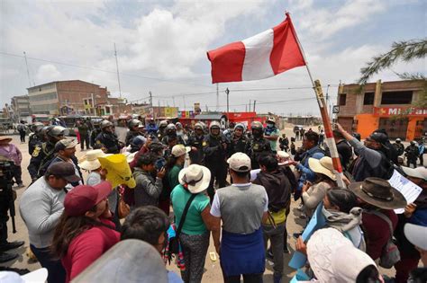 Tensi N En Per Pese Al Estado De Emergencia Siguen Las Protestas En