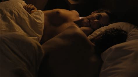 Naked Riley Keough In The Girlfriend Experience Ii