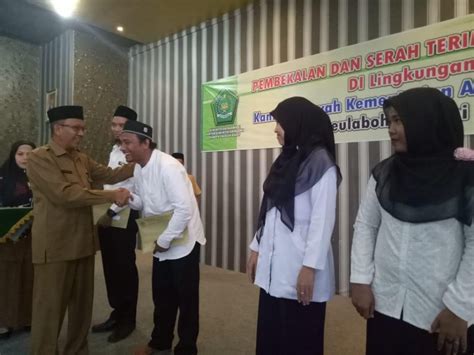 Kemenag Serahkan 1 159 SK CPNS Untuk Penempatan Di Aceh