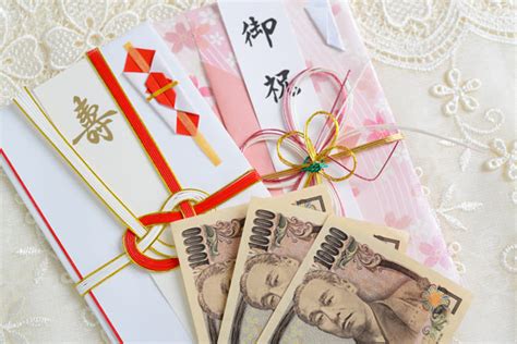 結婚祝いの相場は？贈る相手別の金額相場や贈り方のマナーを解説 電話占いメル