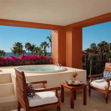 1 Boutique And Luxury Hotels In Los Cabos From Tablet Hotels A Michelin Experience