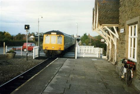 Bucknell Station Mid Wales Line 1986 The B4367 Road Cross Flickr