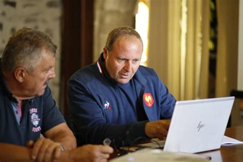 Franck Maciello On est à la fin d un cycle chez les arbitres