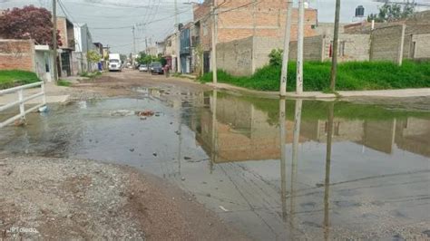 Evitar Tirar Basura En Canales Para Evitar Inundaciones