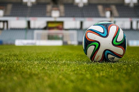 Foto Profissional Gratuita De área Bola De Futebol Campo