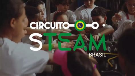 Circuito STEAM Brasil Robótica e Simulador de Voo no Congresso de