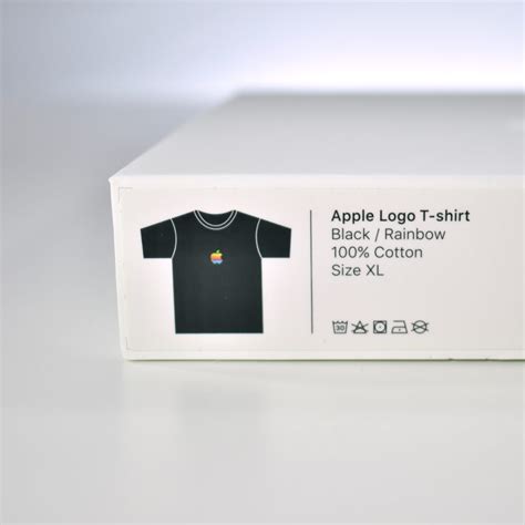 Apple Logo T-shirt (black, rainbow logo, XL, 2017) – mattjfuller.com