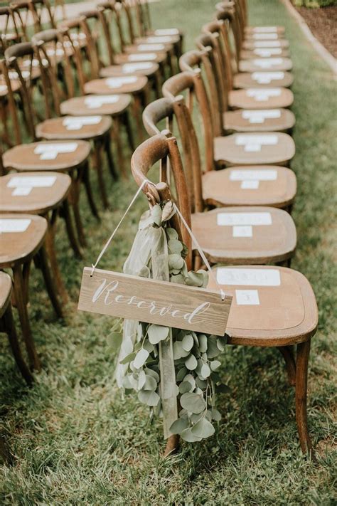 30 Natural Sage Green Theme Wedding Ideas