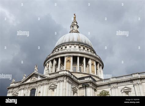 London Uk Saint Paul S Cathedral Church Of England Stock Photo Alamy