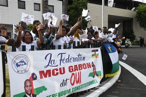 Arriv Du Pr Sident Touad Ra Libreville Au Gabon Abangui Photos