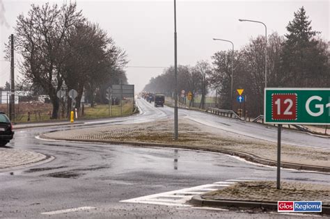 Galeria Rolnicy blokują drogi w proteście Przez Wschowę przejechały