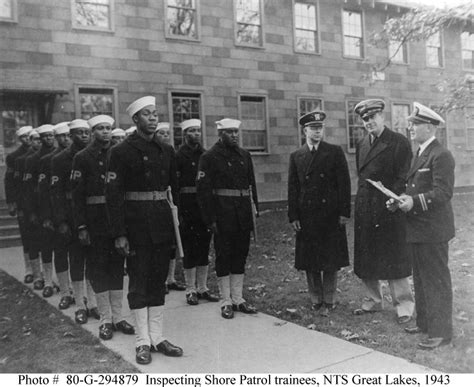 African Americans And The Us Navy World War Ii Great Lakes Naval