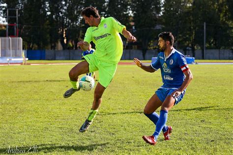 Tutto Il Calcio Locale Fbc Saronno E Caronnese Ko Uboldese S Dal