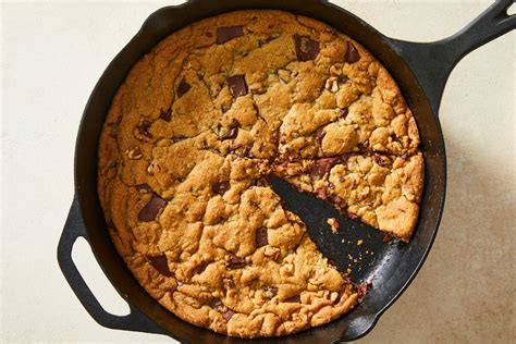 Skillet Chocolate Chip Cookie Recipe With Video