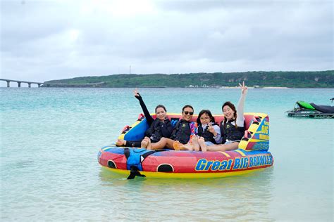 Okinawa Yonaha Maehama Beach Towing Sports Banana Boat Marble