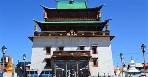 Buddhism makes a comeback in Mongolia after decades of communist ...
