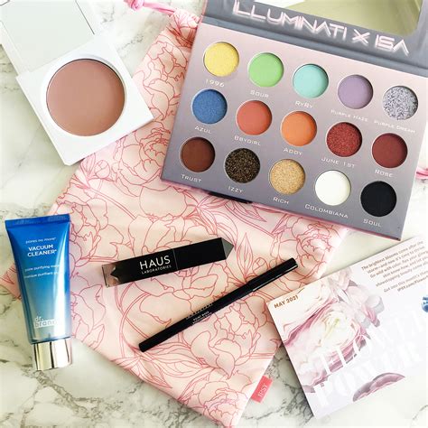 Southern Mom Loves IPSY Glam Bag PLUS May 2021 Unboxing June Spoilers