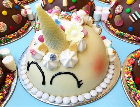 These Insane Smashable Cakes Are Basically Edible Piñatas Smash Cake