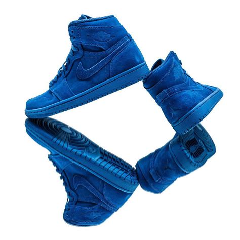 Air Jordan 1 “Blue Suede"