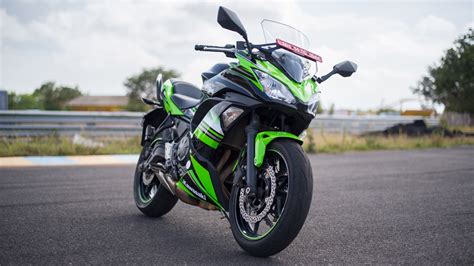 Kawasaki Ninja 650 2017 Price Mileage Reviews Specification