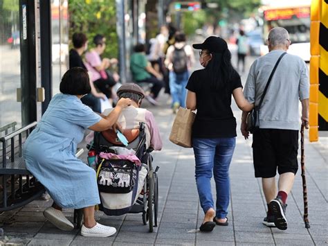 台灣將邁入超高齡社會 長照基金114年預算達879億元 生活 中央社 Cna