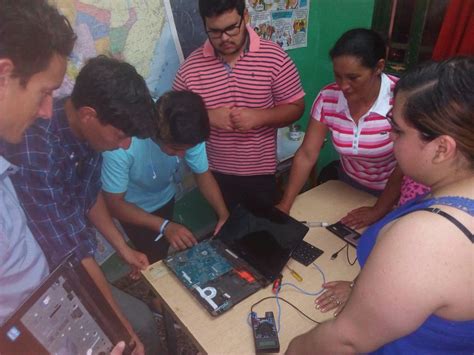 Perugorria Hoy Pr Cticas En Clase De Los Alumnos De La Tecnicatura