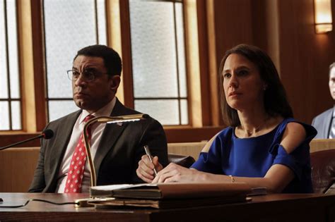 The Blacklist The Blacklist Bild Harry Lennix Stephanie Janssen