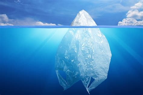 How Many Plastic Bags Are in the Ocean? - Naturaler