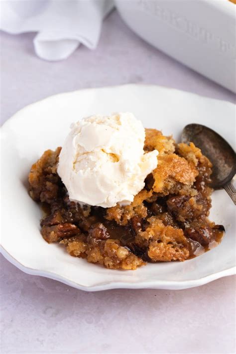 Easy Pecan Pie Cobbler Recipe Insanely Good