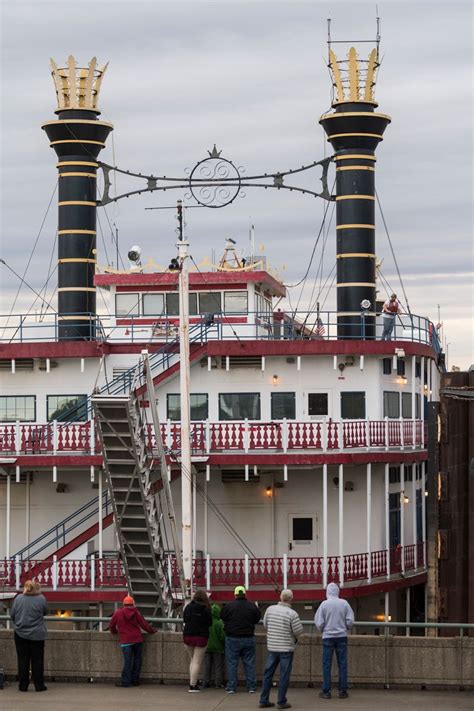 Closed Evansville casino riverboat heading for New Orleans | The ...