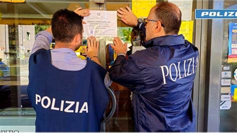 Blitz Della Polizia Chiuso Bar Frequentato Da Pregiudicati