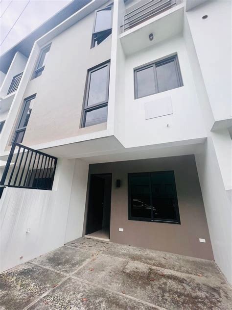 Br Car Garage Townhouse For Sale In Kimco Village Mindanao Ave