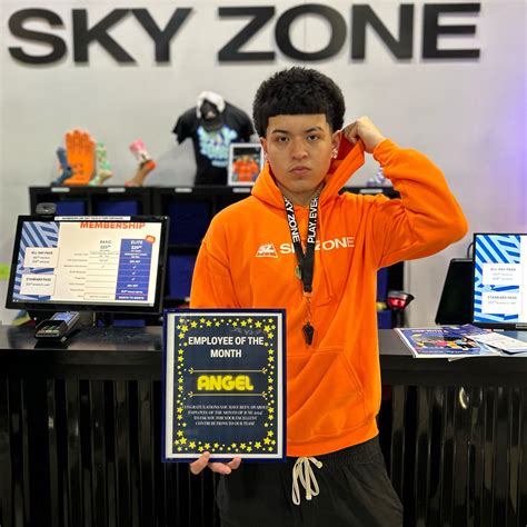 Sky Zone North Fort Myers (@sz_northfortmyers) • Instagram photos and