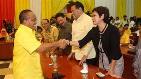 Foto Nurul Arifin Golkar Sedang Dizolimi Dan Sengaja Diciptakan