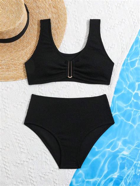 Conjunto de bikini para niña preadolescente en negro y patrón de rayas