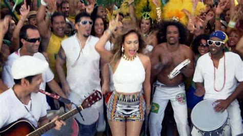 FERVECAO Claudia Leitte E Jennifer Lopez Rebolam Em Clipe Da