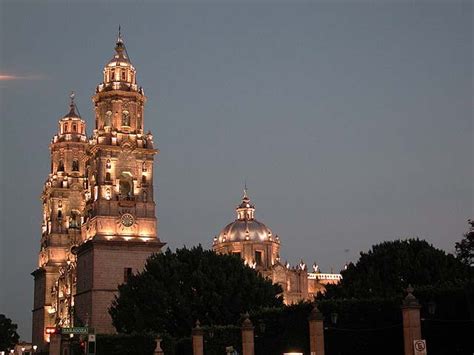 Morelia Cathedral Fireworks-and-Music Show is a Spectacle! | Sand In My Suitcase