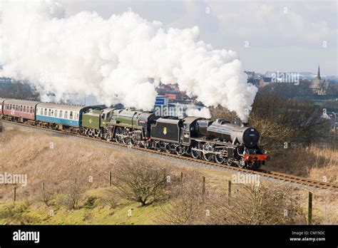 Steam Train Side View Passenger Hi Res Stock Photography And Images Alamy