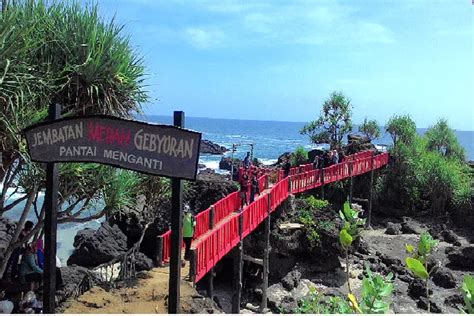 LIBUR IDUL ADHA Yuk Jelajahi Keindahan Pantai Menganti Kebumen