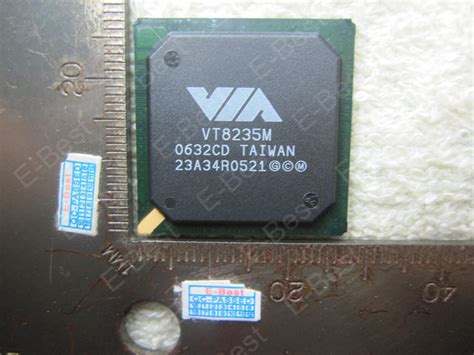 1x VT8235 VT 8235M VTB235M VT8Z35M VT823SM VT8235MCD VT8235M CD BGA ...