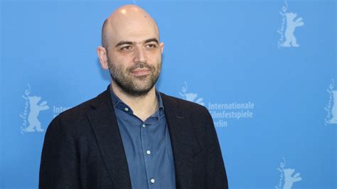 Roberto Saviano farà il suo debutto alla regia con il film d animazione