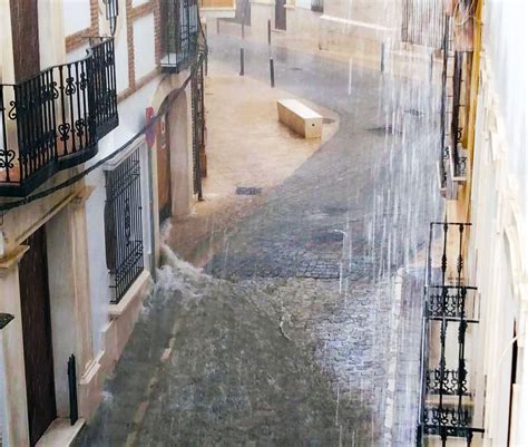 La Fuerte Tromba De Agua Deja M S De Litros Por Metro Cuadrado En