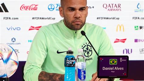 Daniel Alves Condenado A Quatro Anos E Meio De Pris O Por Agress O