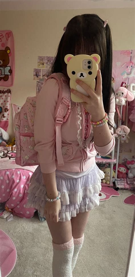 Adorable Kawaii Outfit With Meloclaws